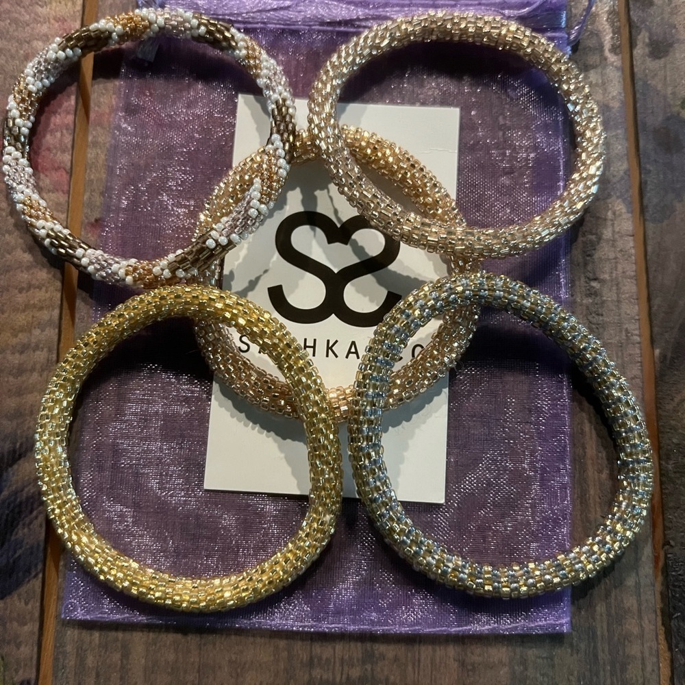 Sashka Co Beaded Bracelets Set of 5 B36